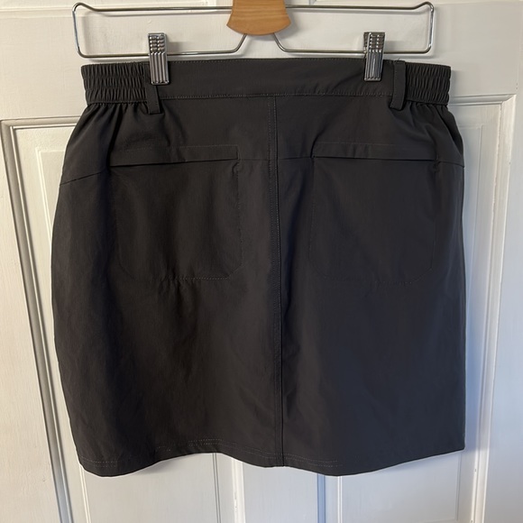Libin golf ⛳️ skort size L - Picture 3 of 12